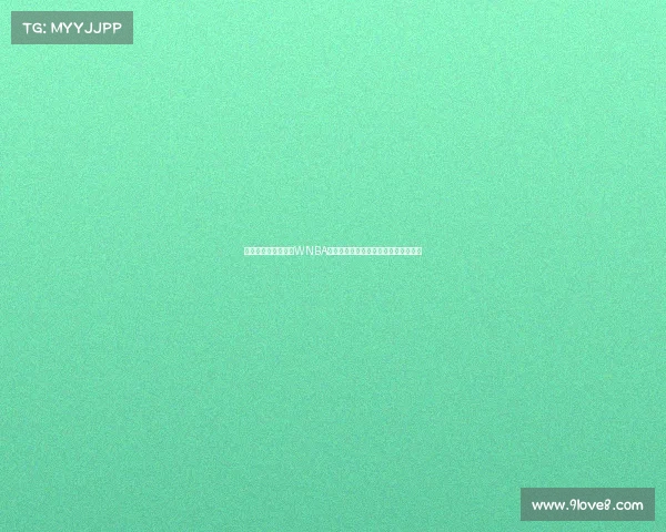 杰伦格林与狄龙现身WNBA赛场为菲尼克斯水星加油助威引发关注